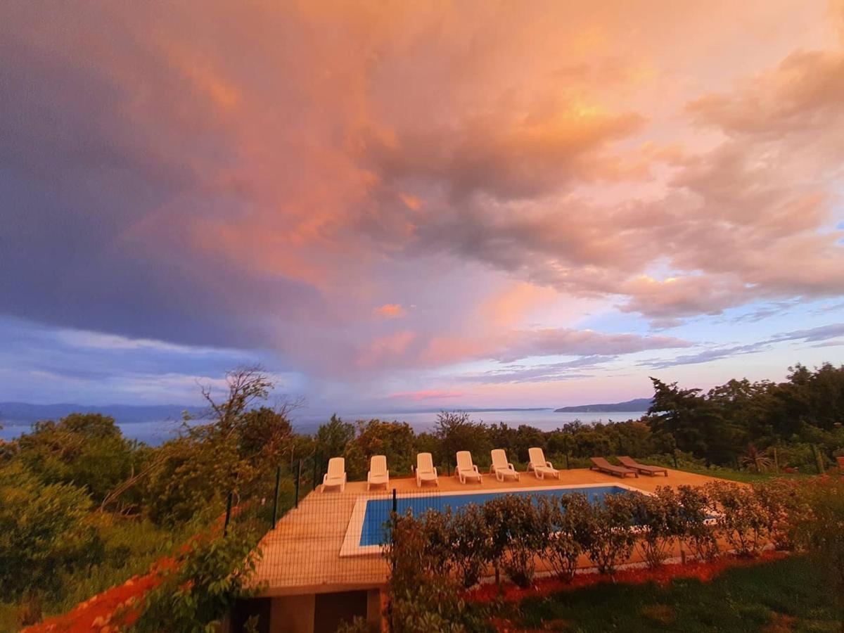 Apartments Nika With Swimming Pool And Beautiful Sea View Dobrec Екстер'єр фото