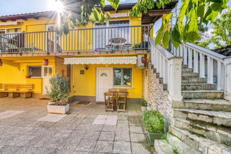 Apartments Nika With Swimming Pool And Beautiful Sea View Dobrec Екстер'єр фото